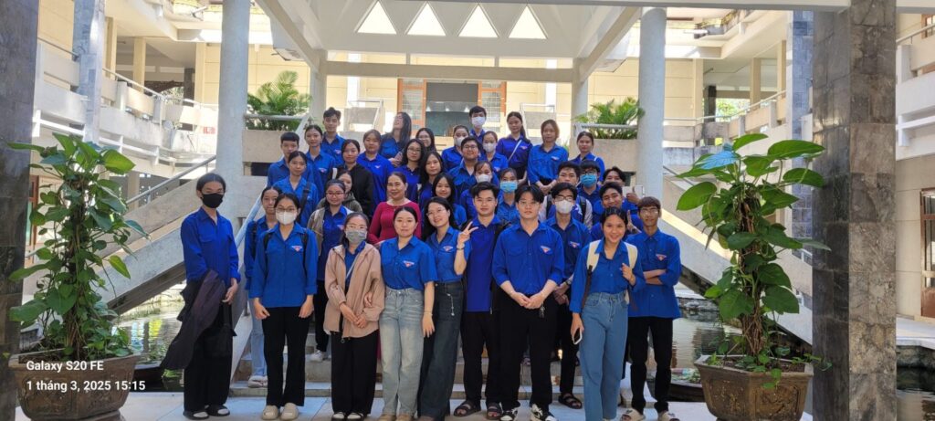 Tổ chức chuyến về nguồn tại bảo tàng Văn Hóa Dân Tộc Khmer tỉnh Trà Vinh