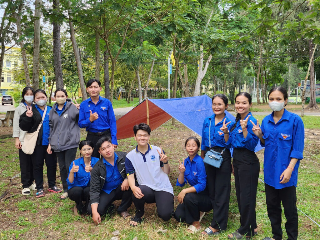 Tổ chức tập huấn kỹ năng sơ cứu ban đầu và kỹ năng lều trại cho thành viên CLB Hành trình sinh viên